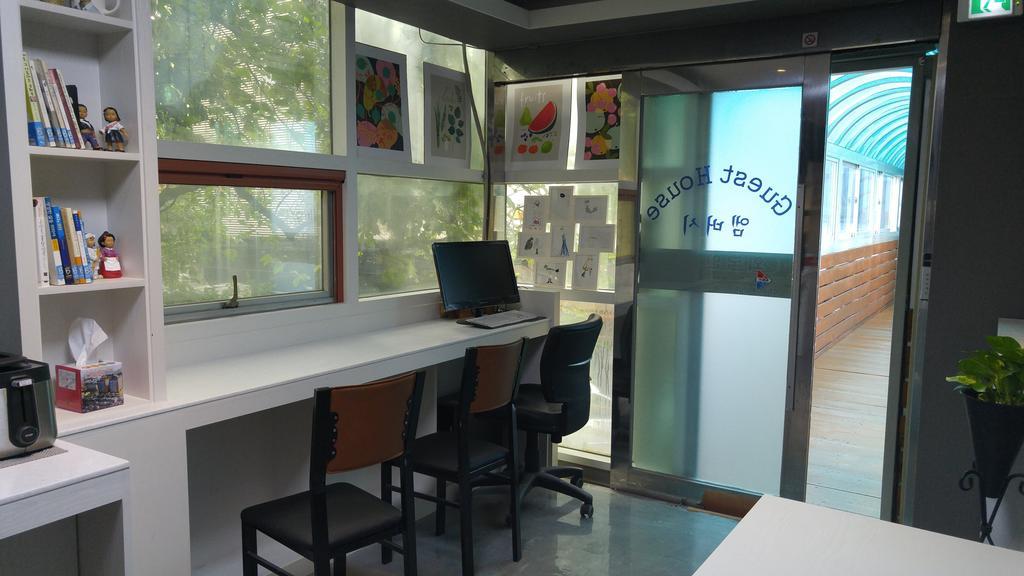 Embassy Guesthouse Itaewon Szöul Kültér fotó