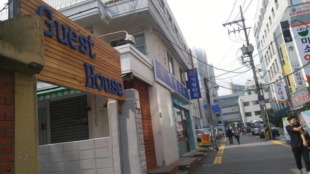 Embassy Guesthouse Itaewon Szöul Kültér fotó